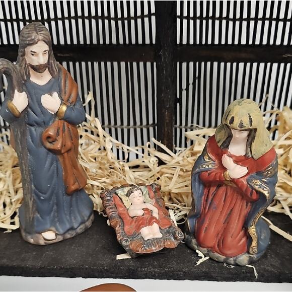 Elegant Nativity Scene w/Black Stable Joseph Mary Baby Jesus 3 Wise Men Ceramic - Picture 2 of 10